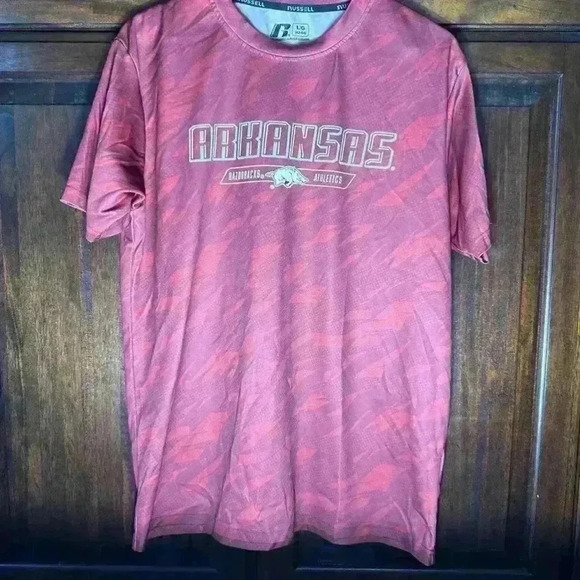 Arkansas Razorbacks Men's Russell T-Shirt / Size Large / Red & White - Picture 3 of 15